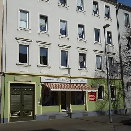Figaro Apartmán *