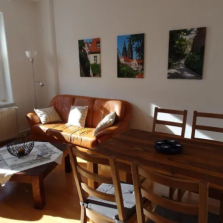 Figaro Apartment *